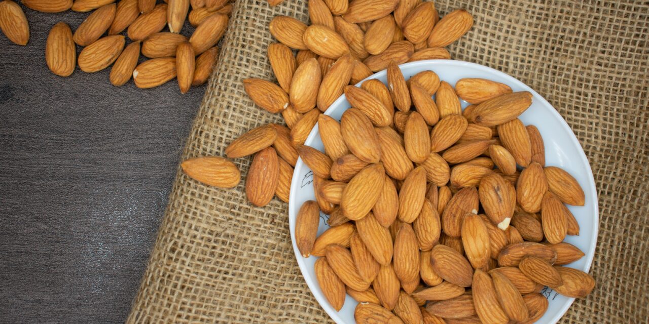 8 Health Benefits of Almonds