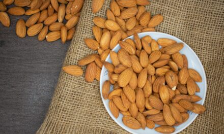 8 Health Benefits of Almonds