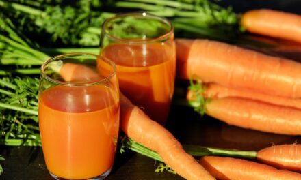 Benefits Of Drinking Carrots juice